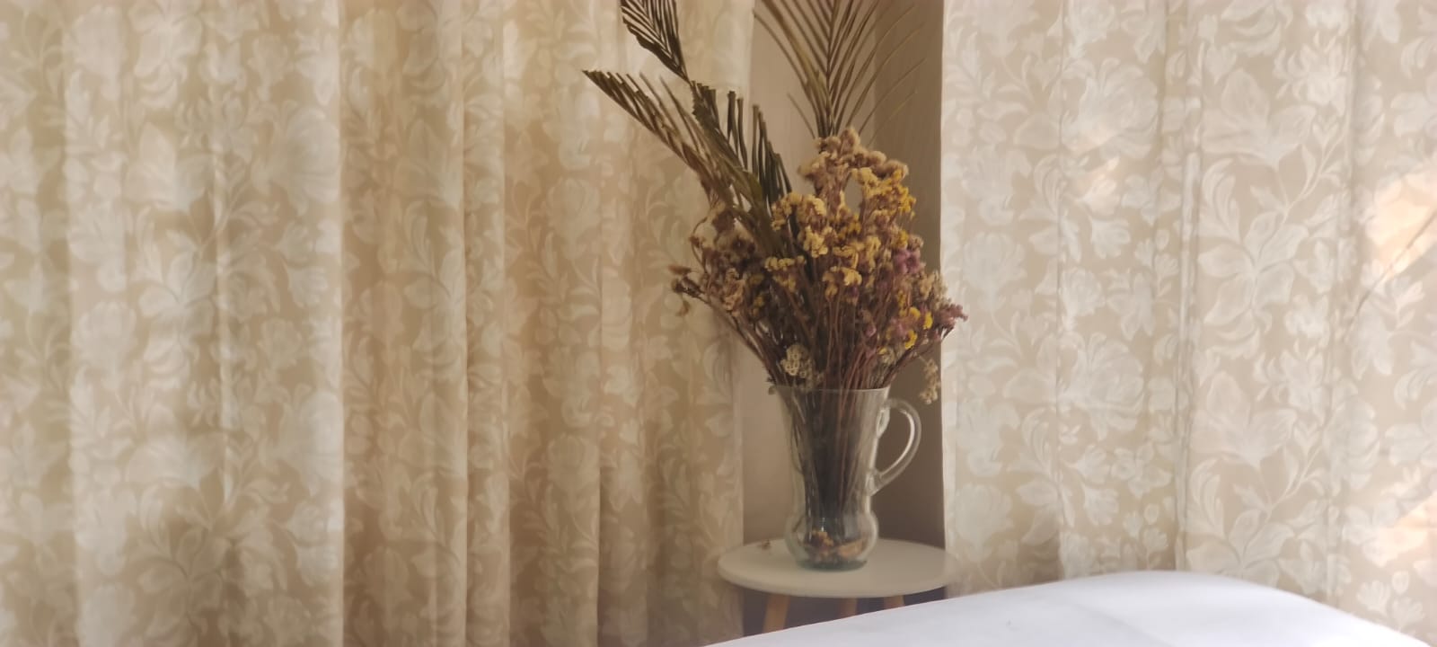 Deluxe Double Room (AC)